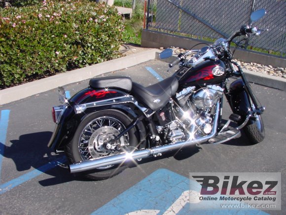 2005 Harley-Davidson FLSTSCI Softail Springer Classic photo